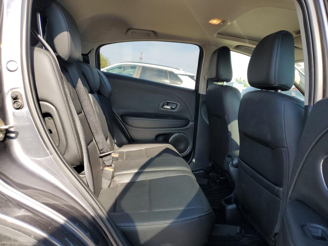 2017 Honda Hr-V Exl VIN: 3CZRU6H7XHM106572 Lot: 75684784