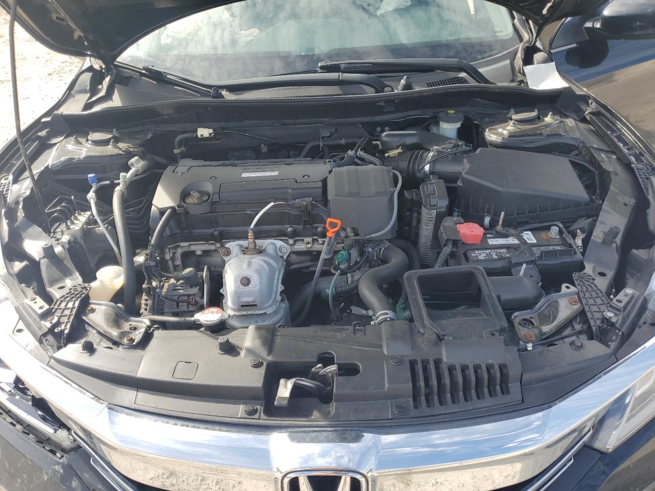 1HGCR2F3XHA217112 2017 Honda Accord Lx