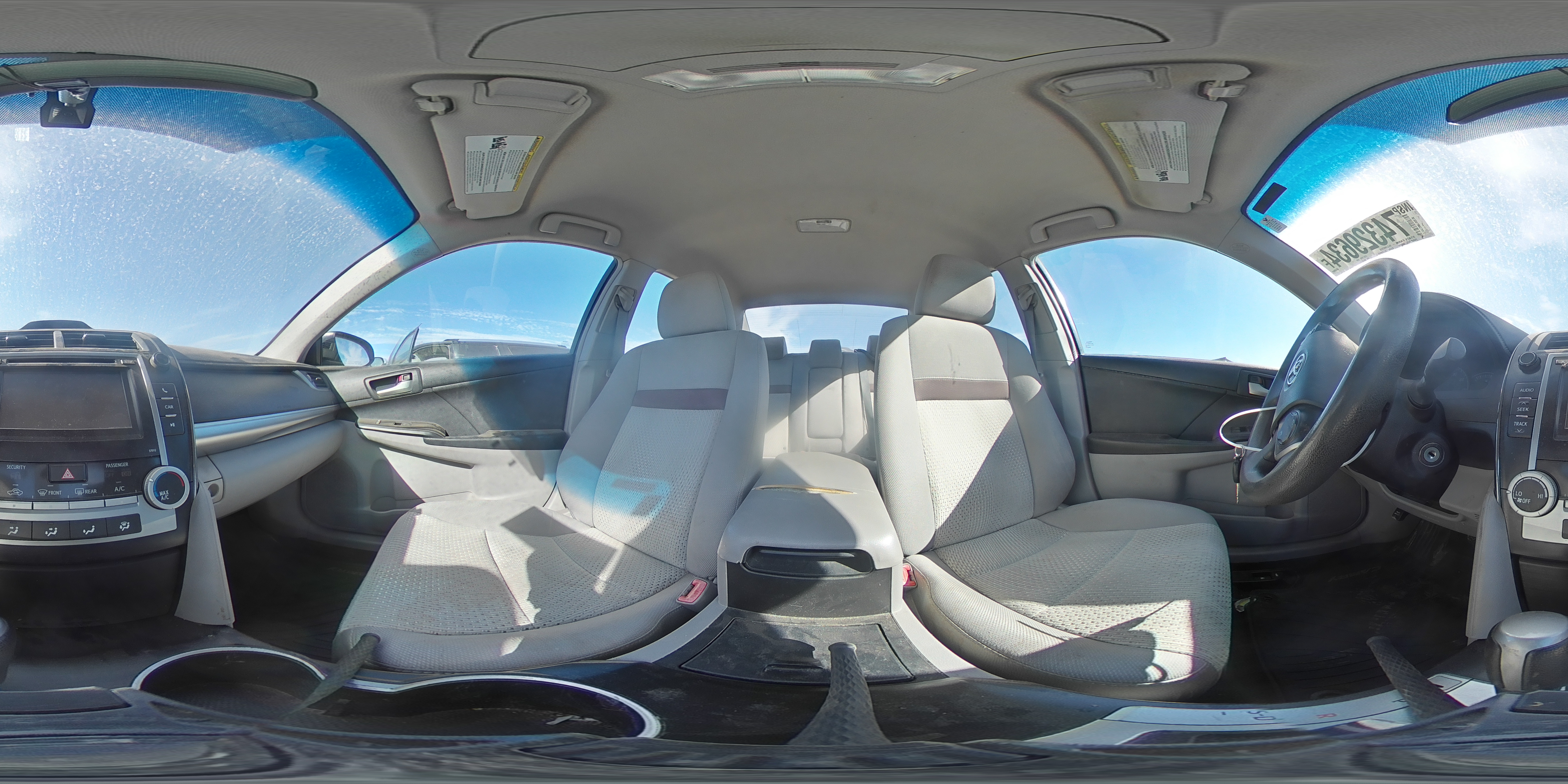 2012 Toyota Camry - Image 15