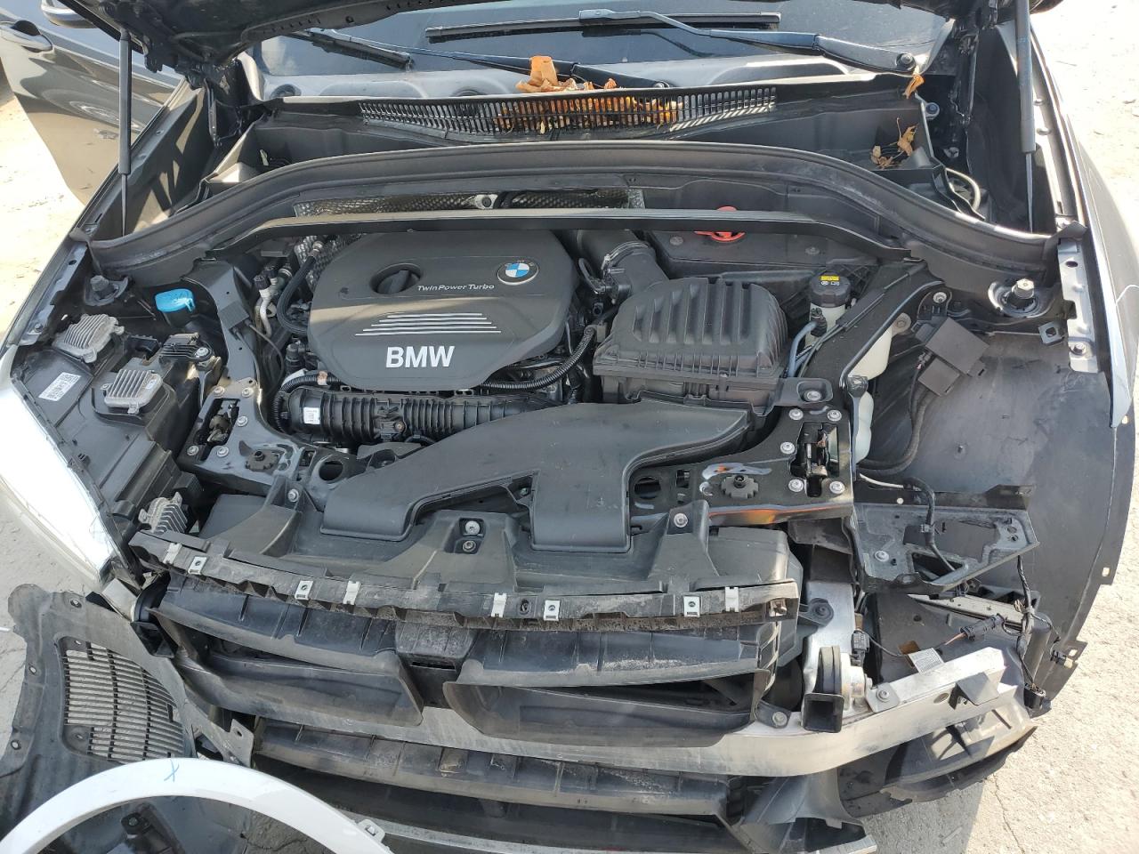 2016 BMW X1 - Image 12