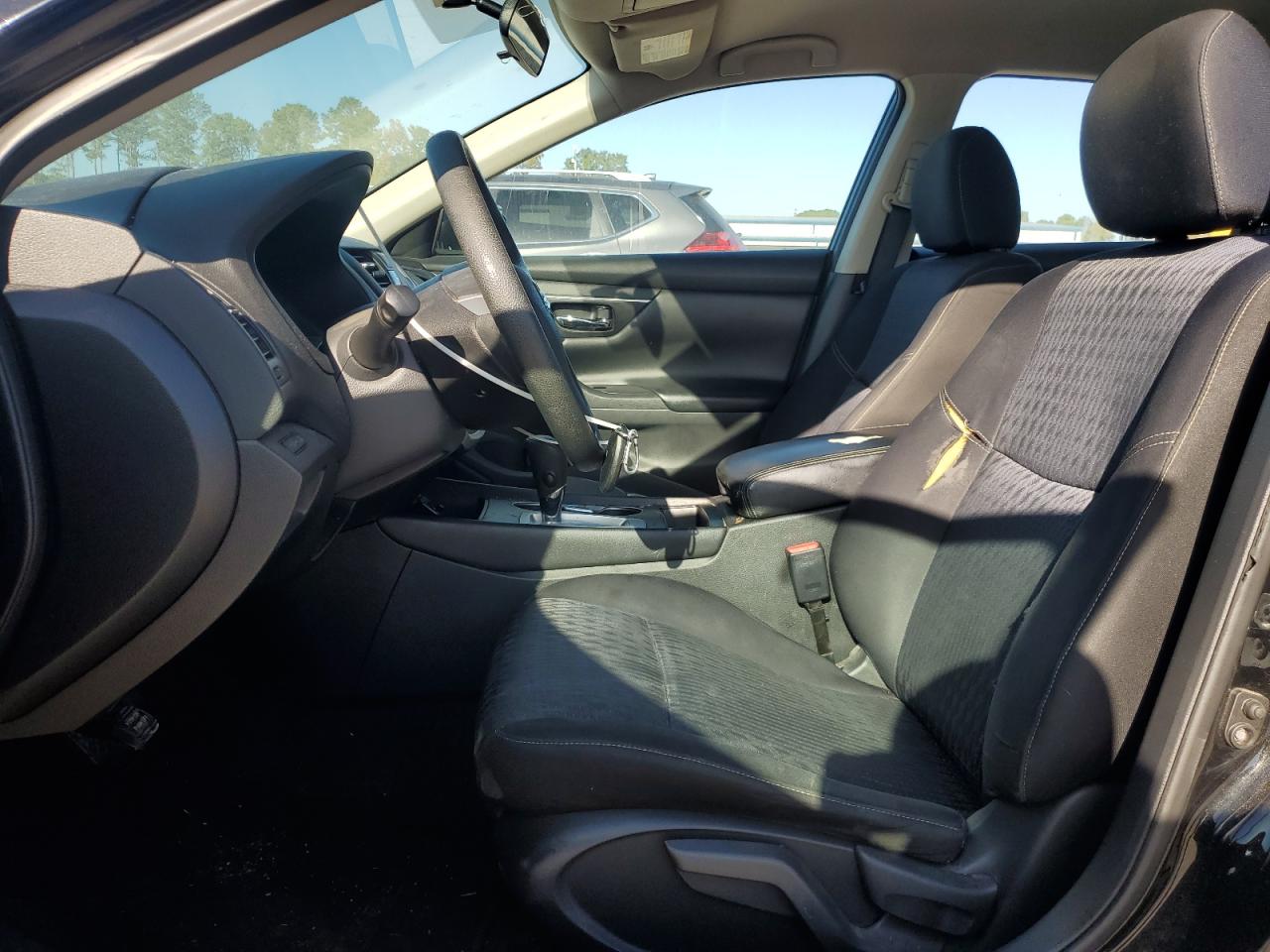 2016 Nissan Altima - Image 7