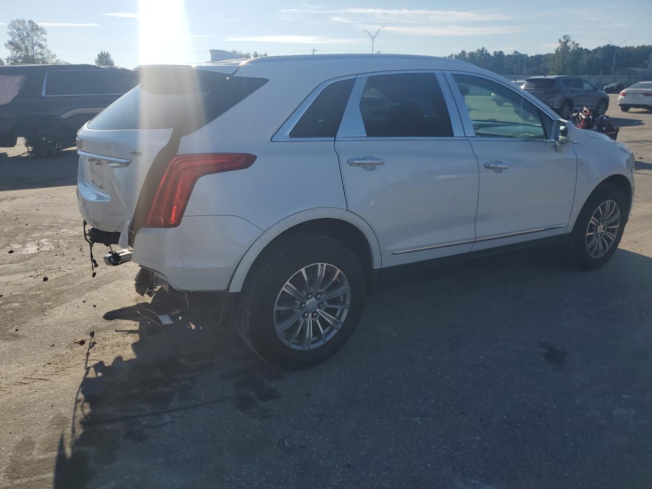 2018 Cadillac XT5 - Image 3