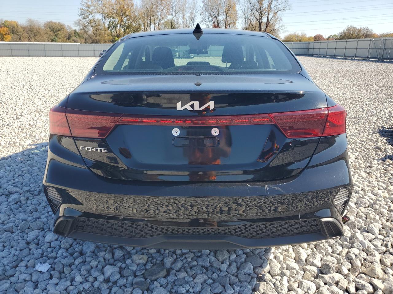 2023 Kia Forte - Image 6