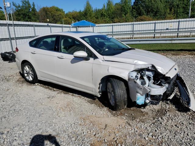 3FA6P0HD2LR167774 Ford Fusion SE 4