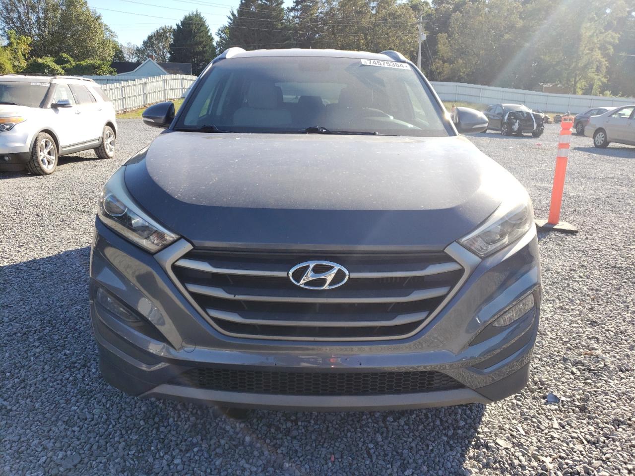 2016 Hyundai Tucson - Image 5