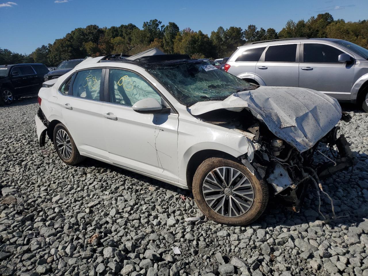 2019 Volkswagen Jetta - Image 4