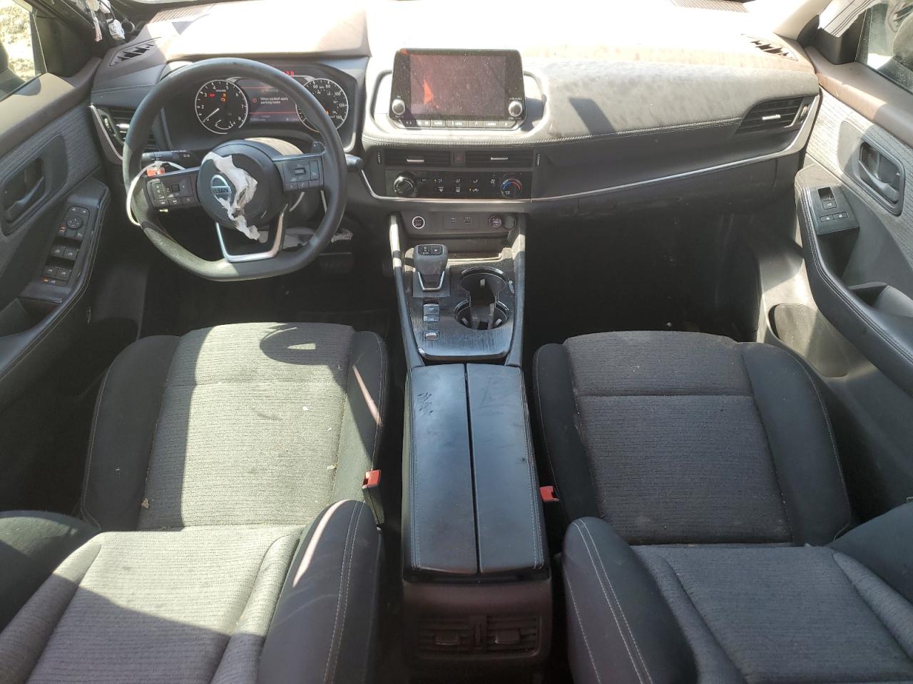 2021 Nissan Rogue - Image 8