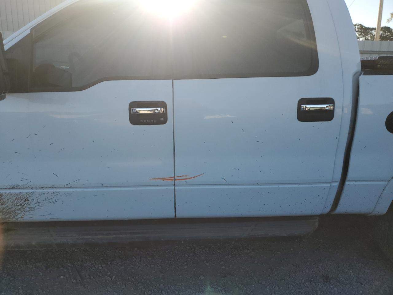 2004 Ford F-150 - Image 12