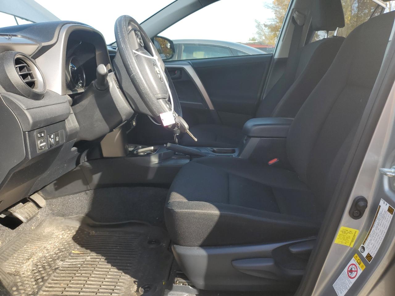 2018 Toyota RAV 4 - Image 7