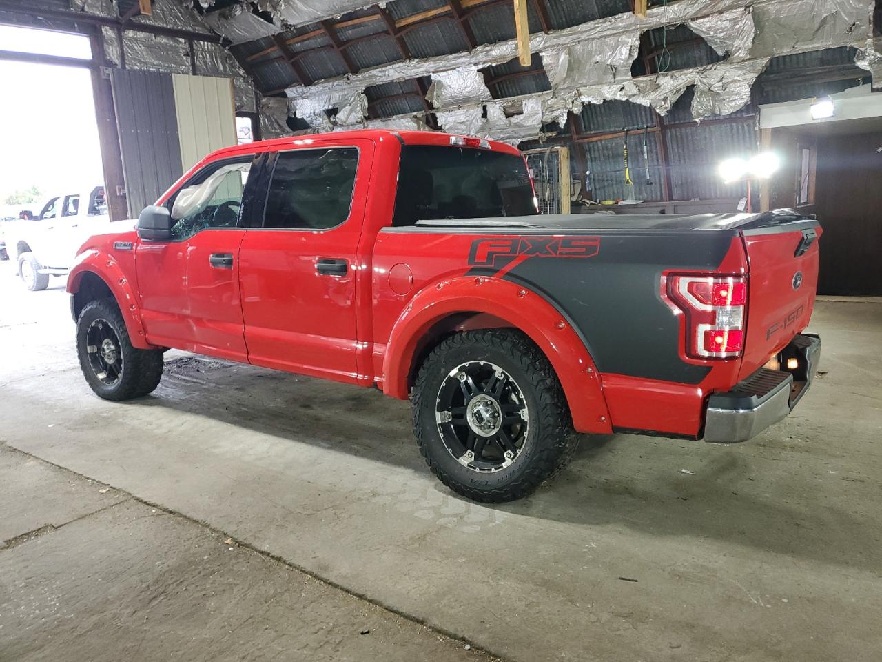 1FTEW1E58JFA09381 2018 FORD F-150 - Image 2