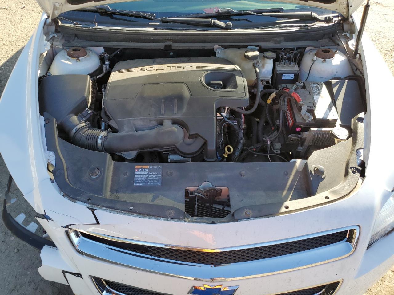 2011 Chevrolet Malibu - Image 11