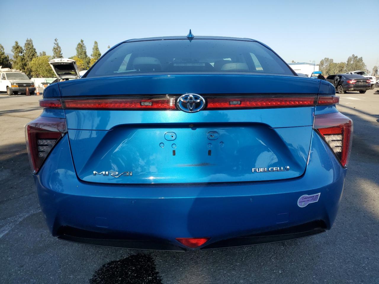 JTDBVRBD0JA004690 2018 Toyota Mirai