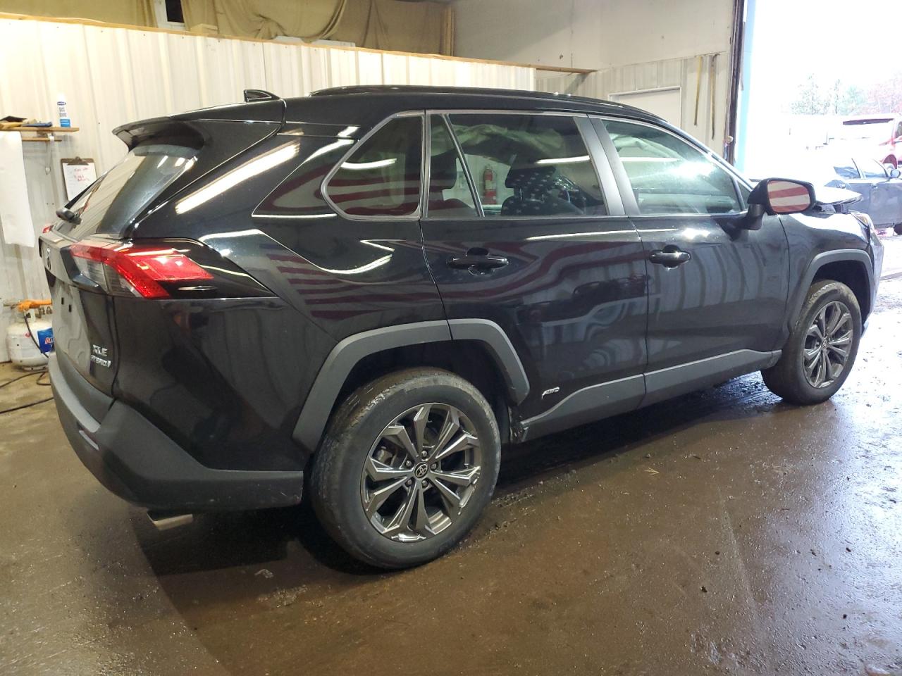 2022 Toyota RAV 4 - Image 3