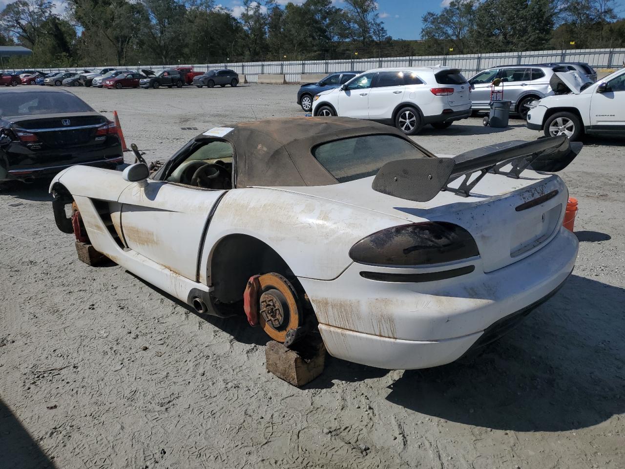 2006 Dodge Viper - Image 2