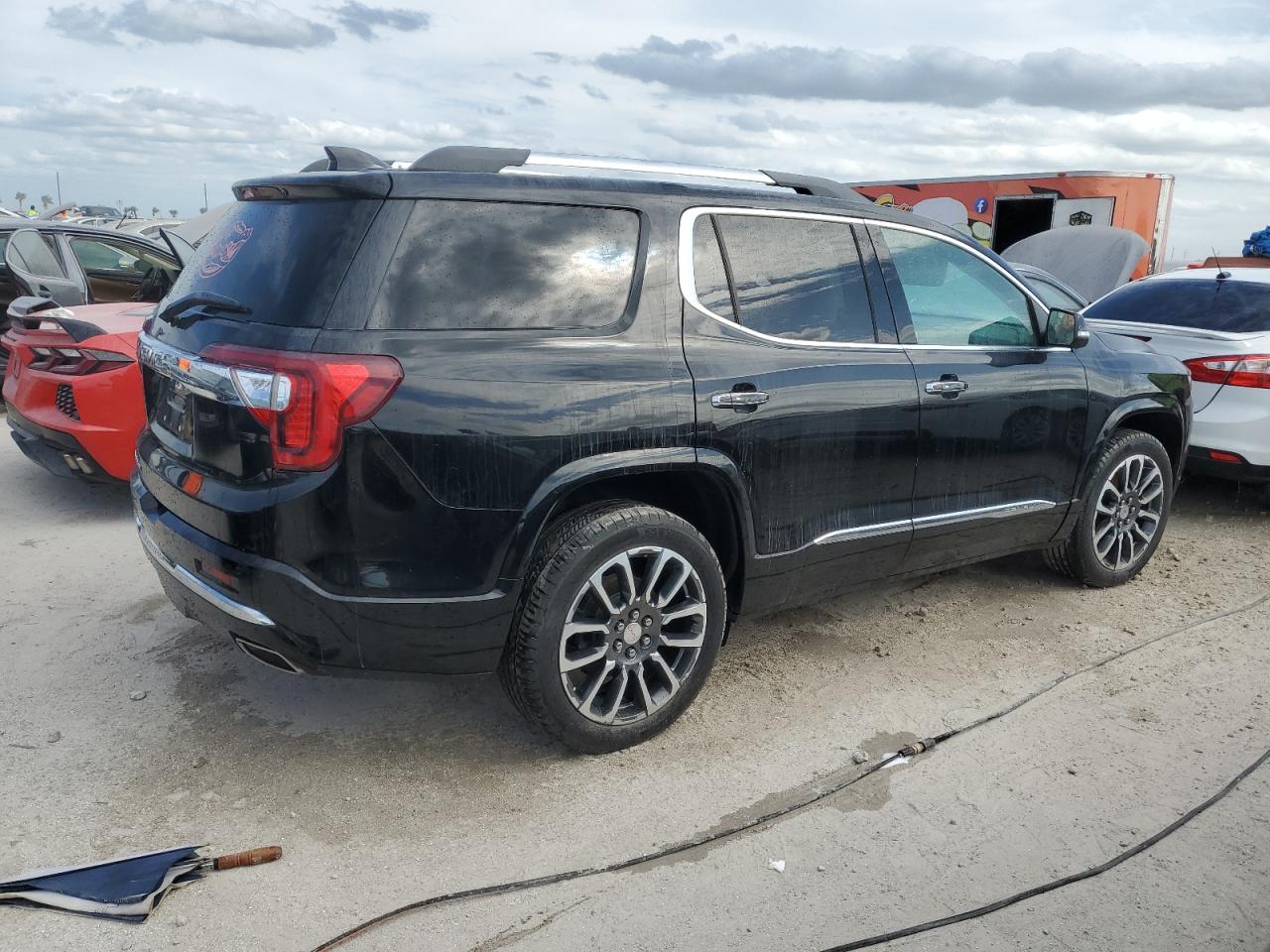 2020 GMC Acadia - Image 3
