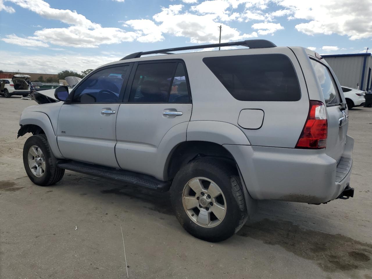 2007 Toyota 4Runner - Image 2