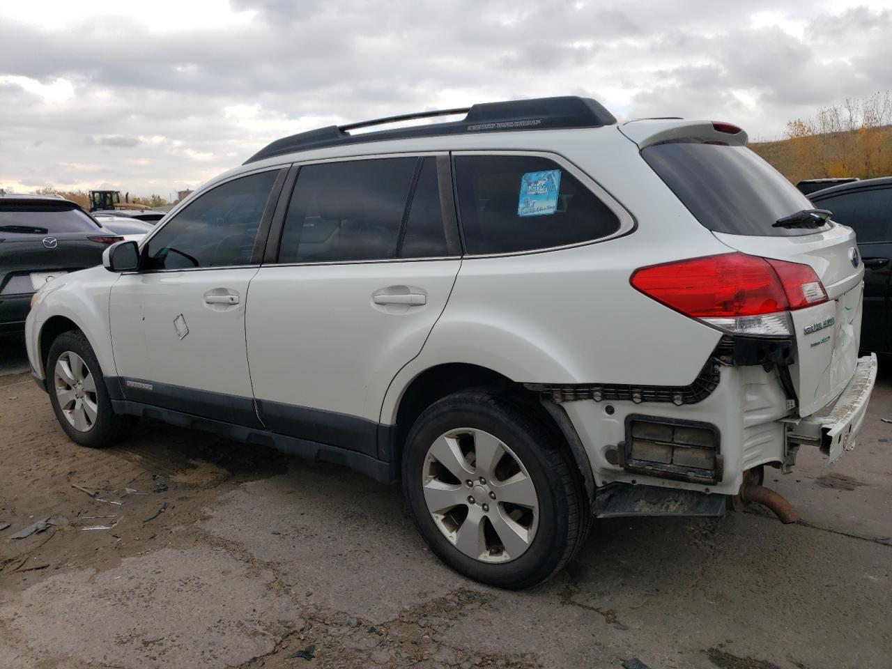 2010 Subaru Outback - Image 2