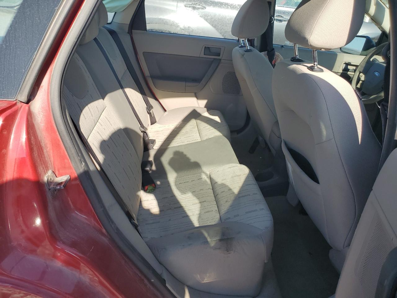 2009 Ford Focus - Image 10