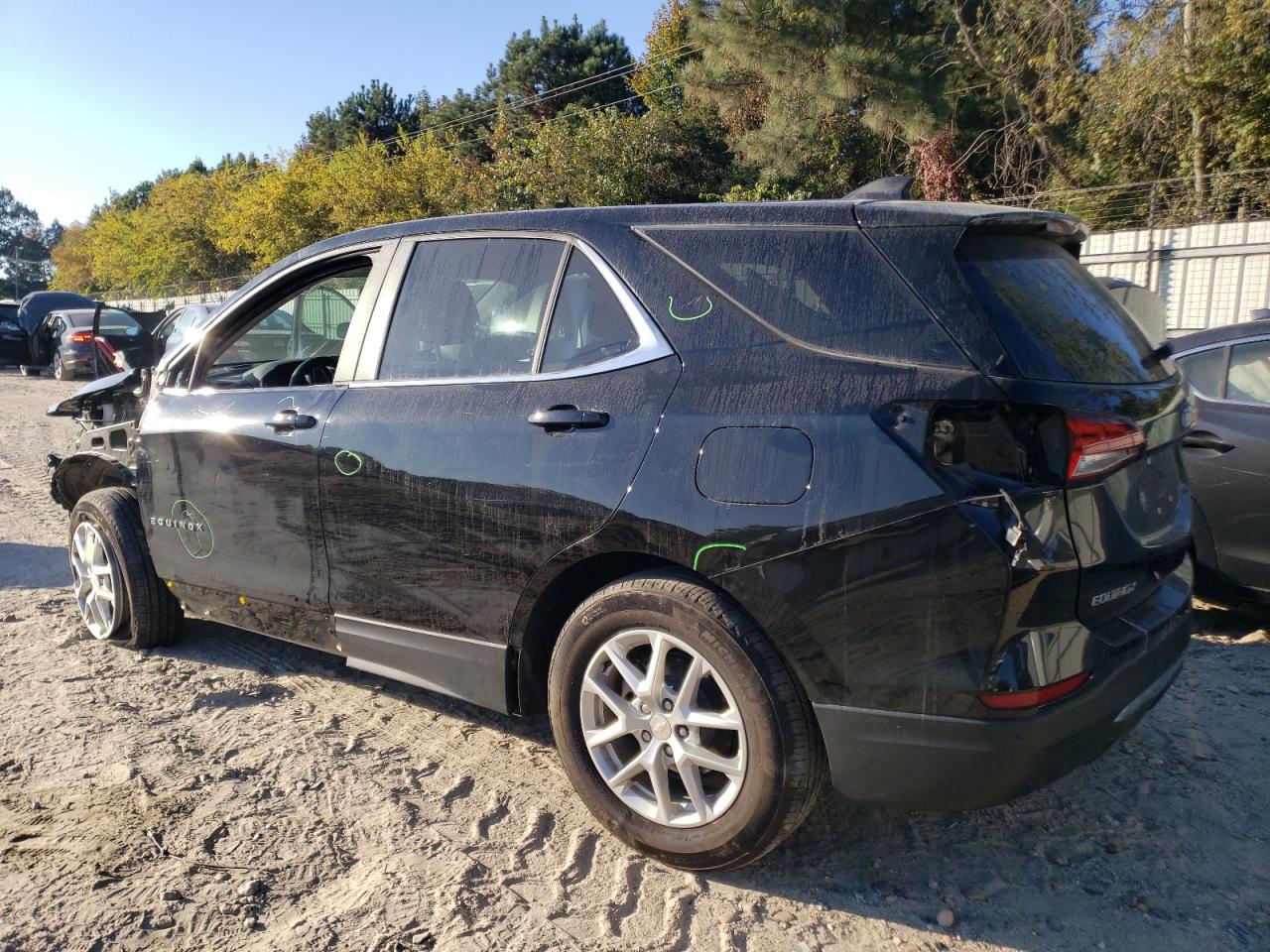 2022 Chevrolet Equinox - Image 2