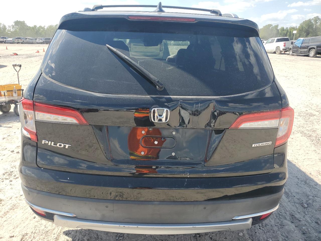 5FNYF5H99KB013741 2019 Honda Pilot Touring