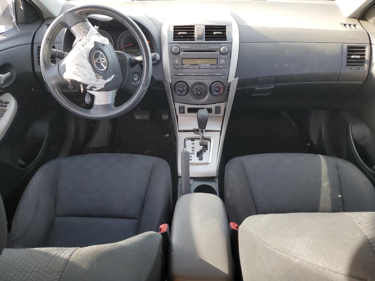 2010 Toyota Corolla - Image 8