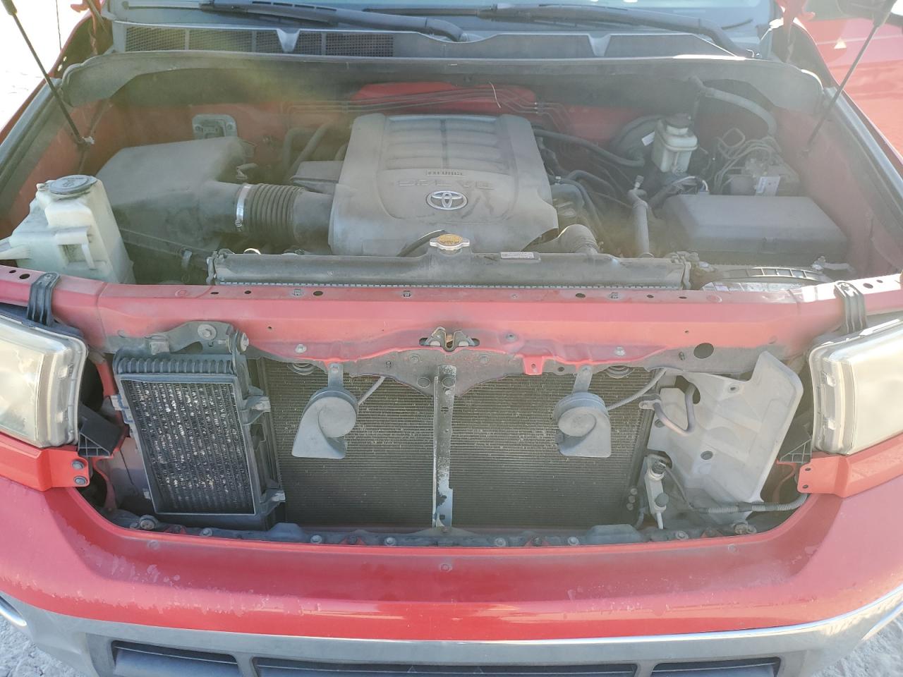 2010 Toyota Tundra - Image 11