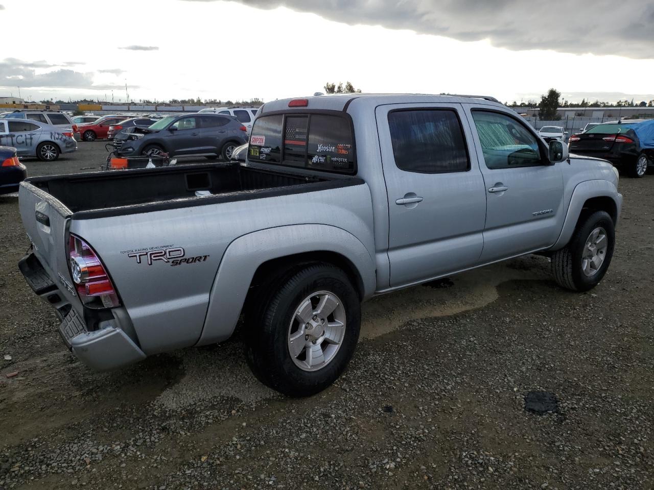 2009 Toyota Tacoma - Image 3