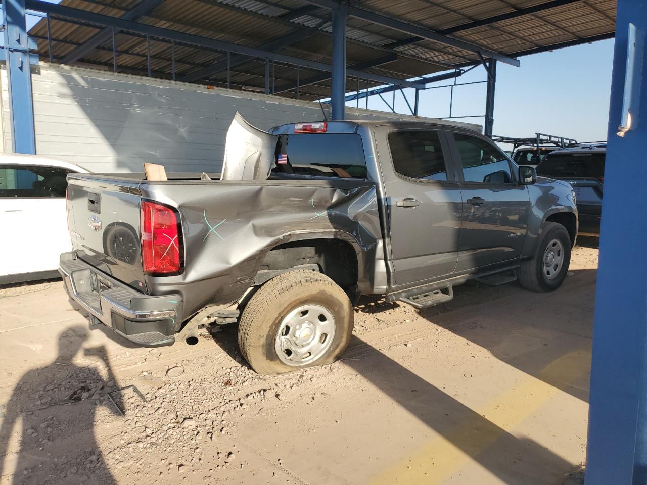 2018 Chevrolet Colorado - Image 3