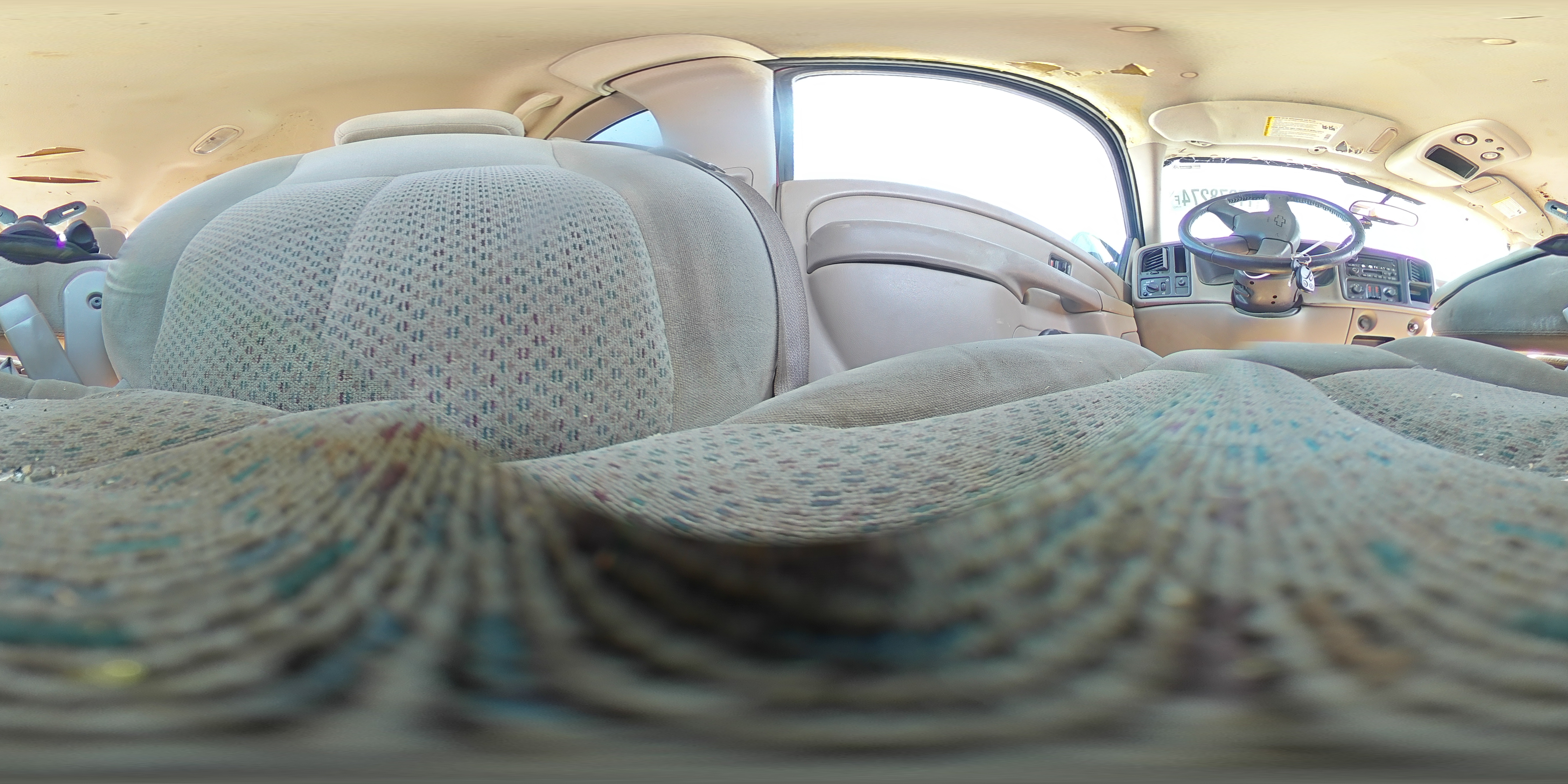 2005 Chevrolet Silverado - Image 13