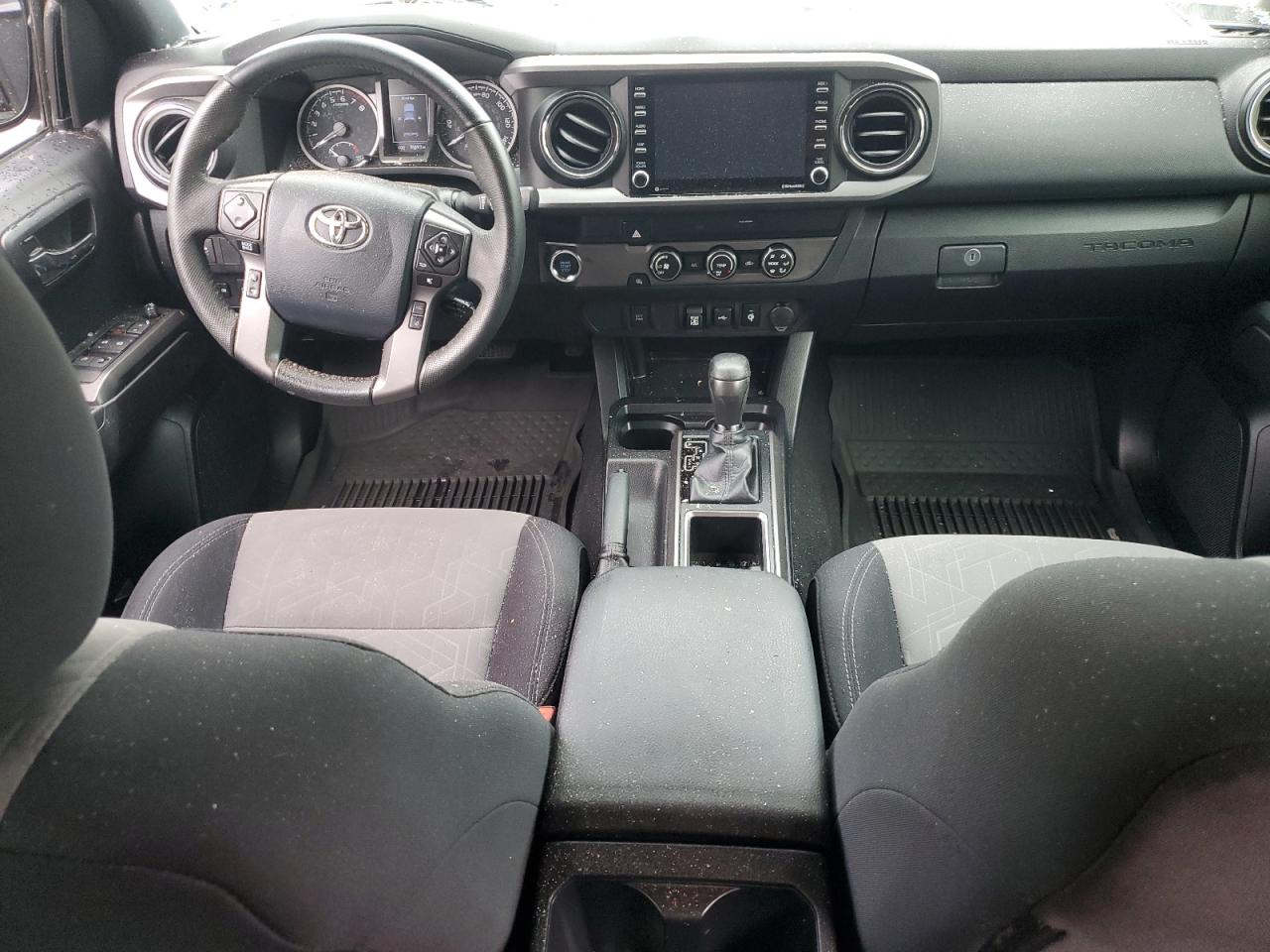 2020 Toyota Tacoma - Image 8