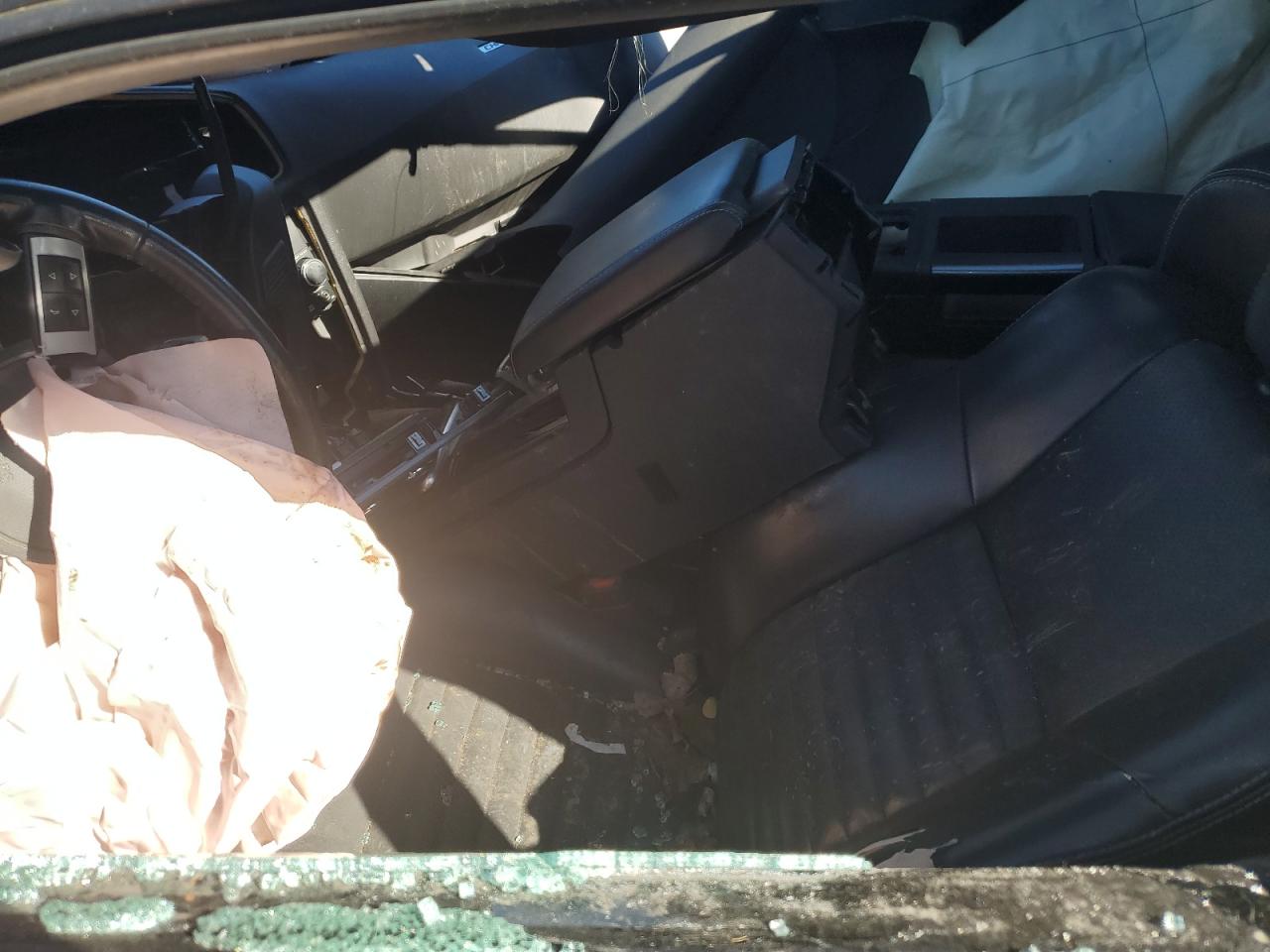 2010 Dodge Challenger - Image 7