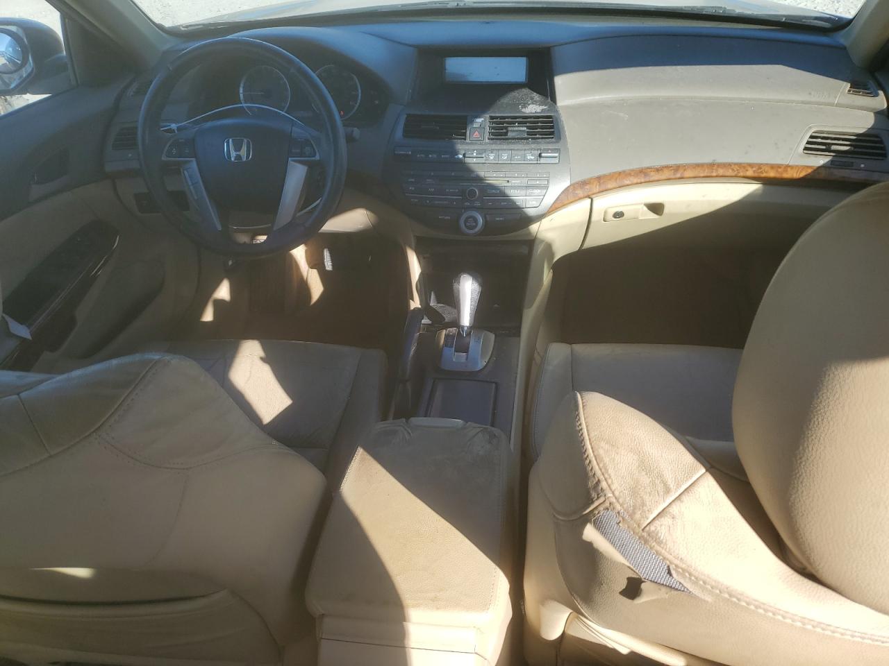 2010 Honda Accord - Image 8