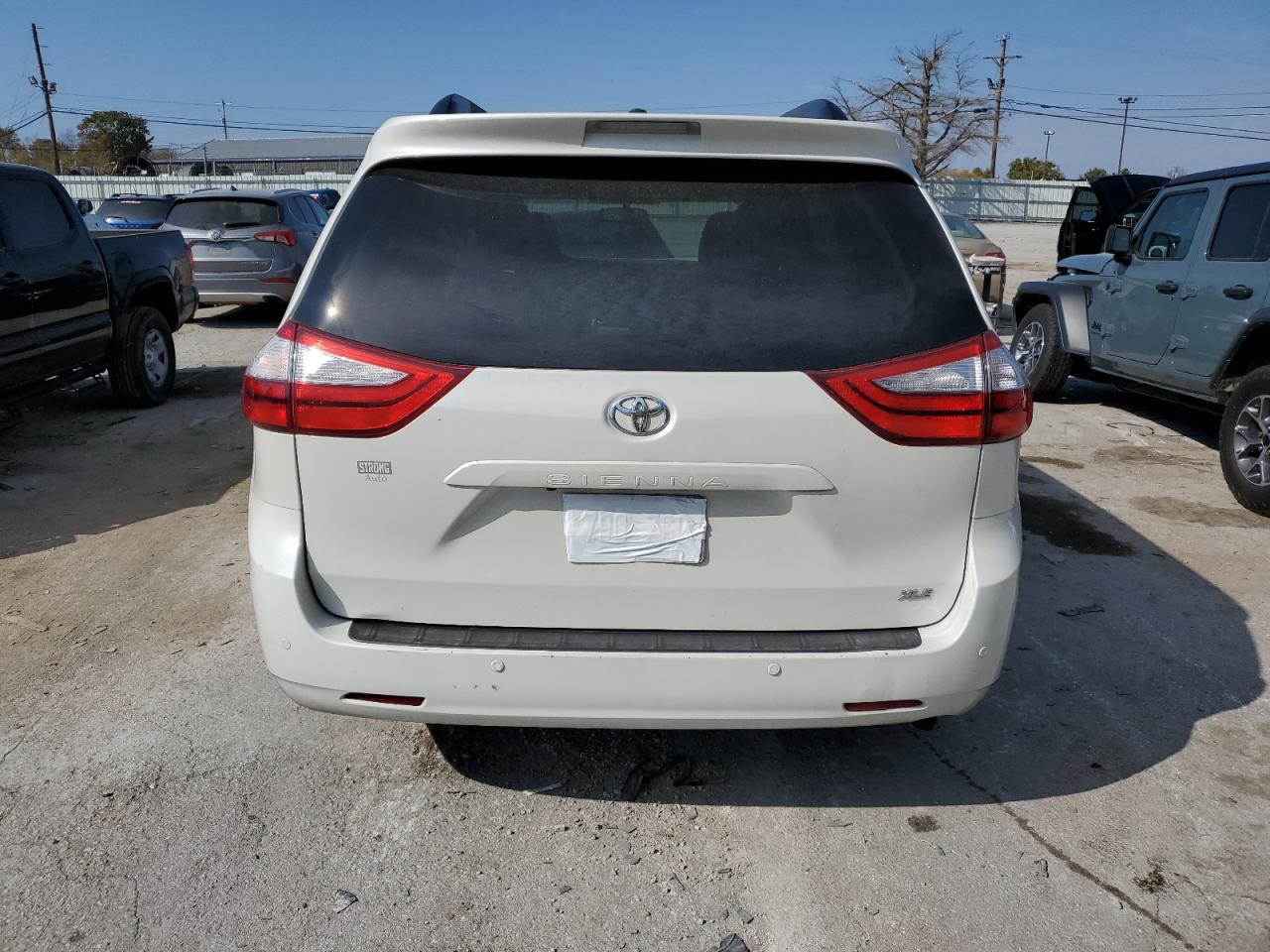 2015 Toyota Sienna Xle VIN: 5TDYK3DC5FS687260 Lot: 77671464