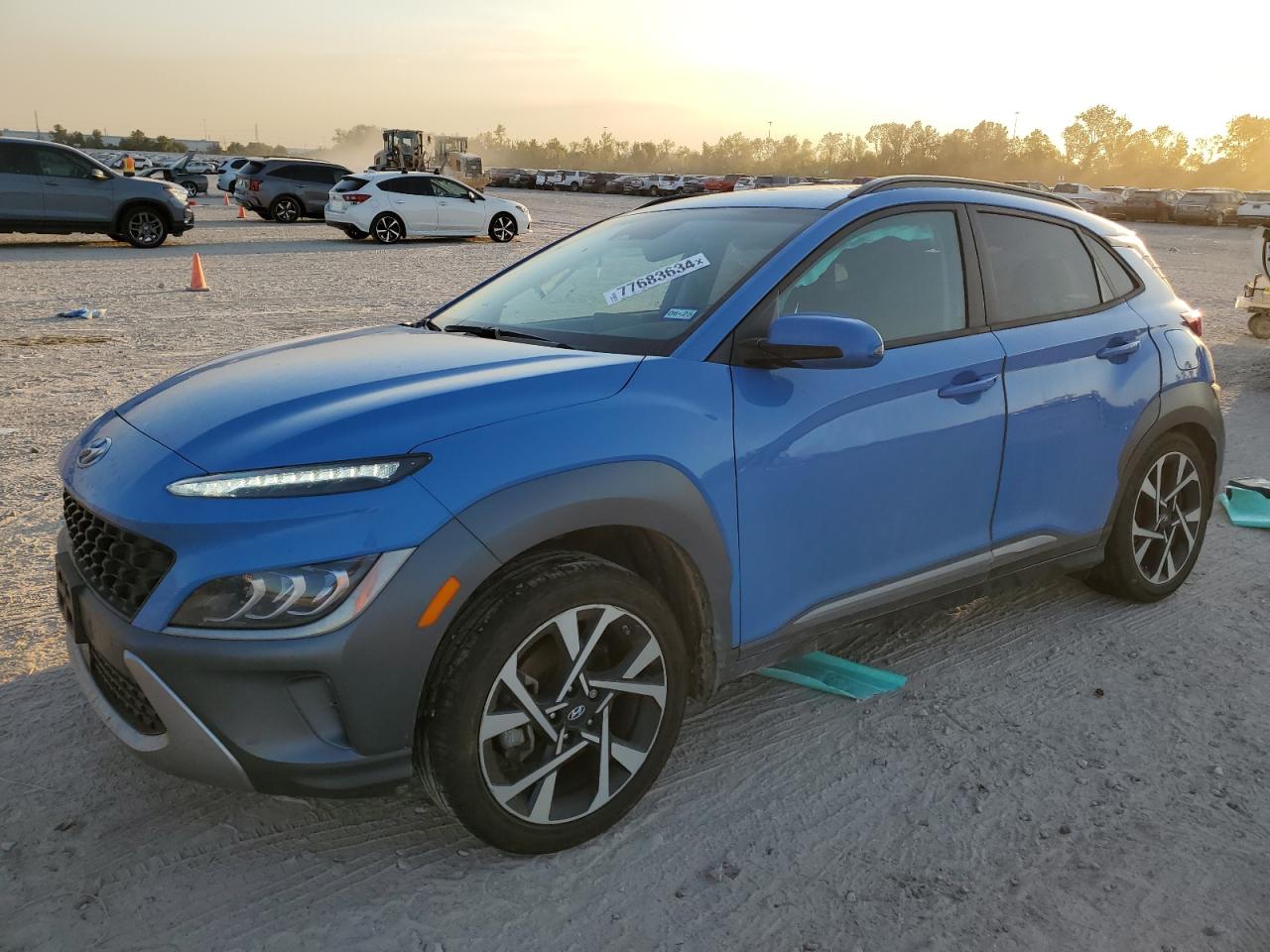 2022 Hyundai Kona Limited VIN: KM8K53A36NU926192 Lot: 77683634