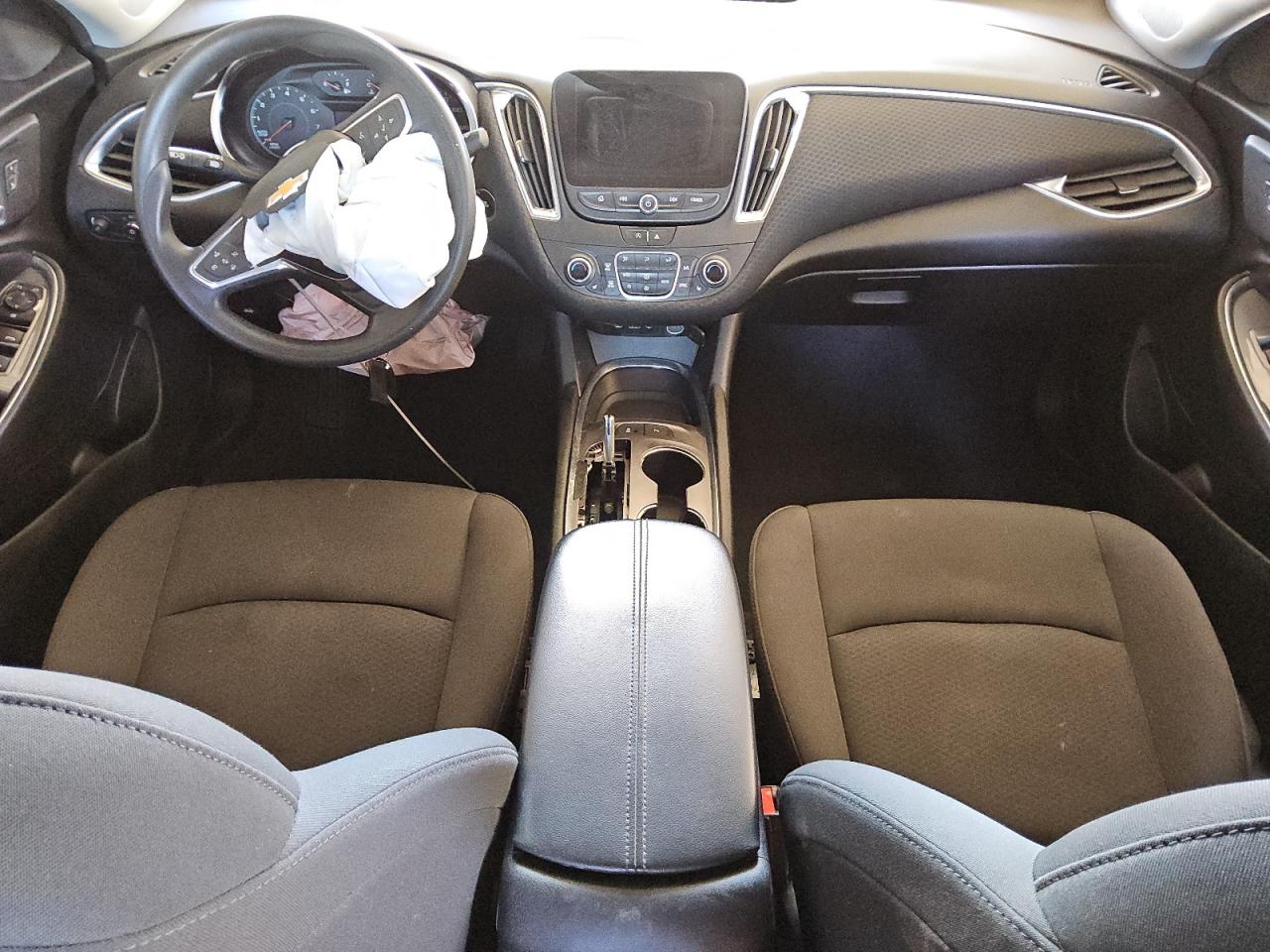 2020 Chevrolet Malibu - Image 8