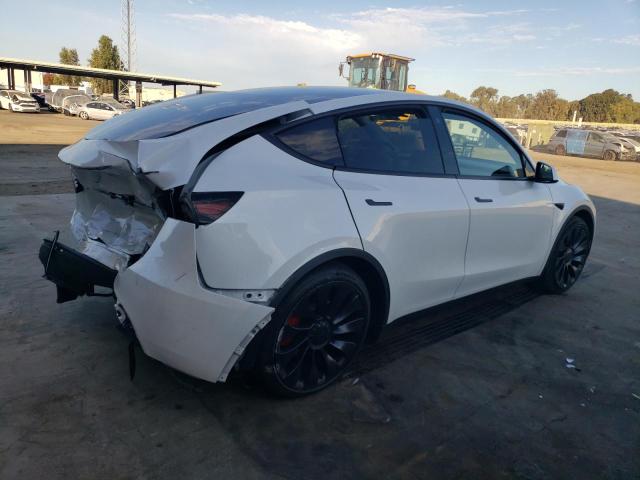 7SAYGDEF9PF624087 Tesla Model Y  3