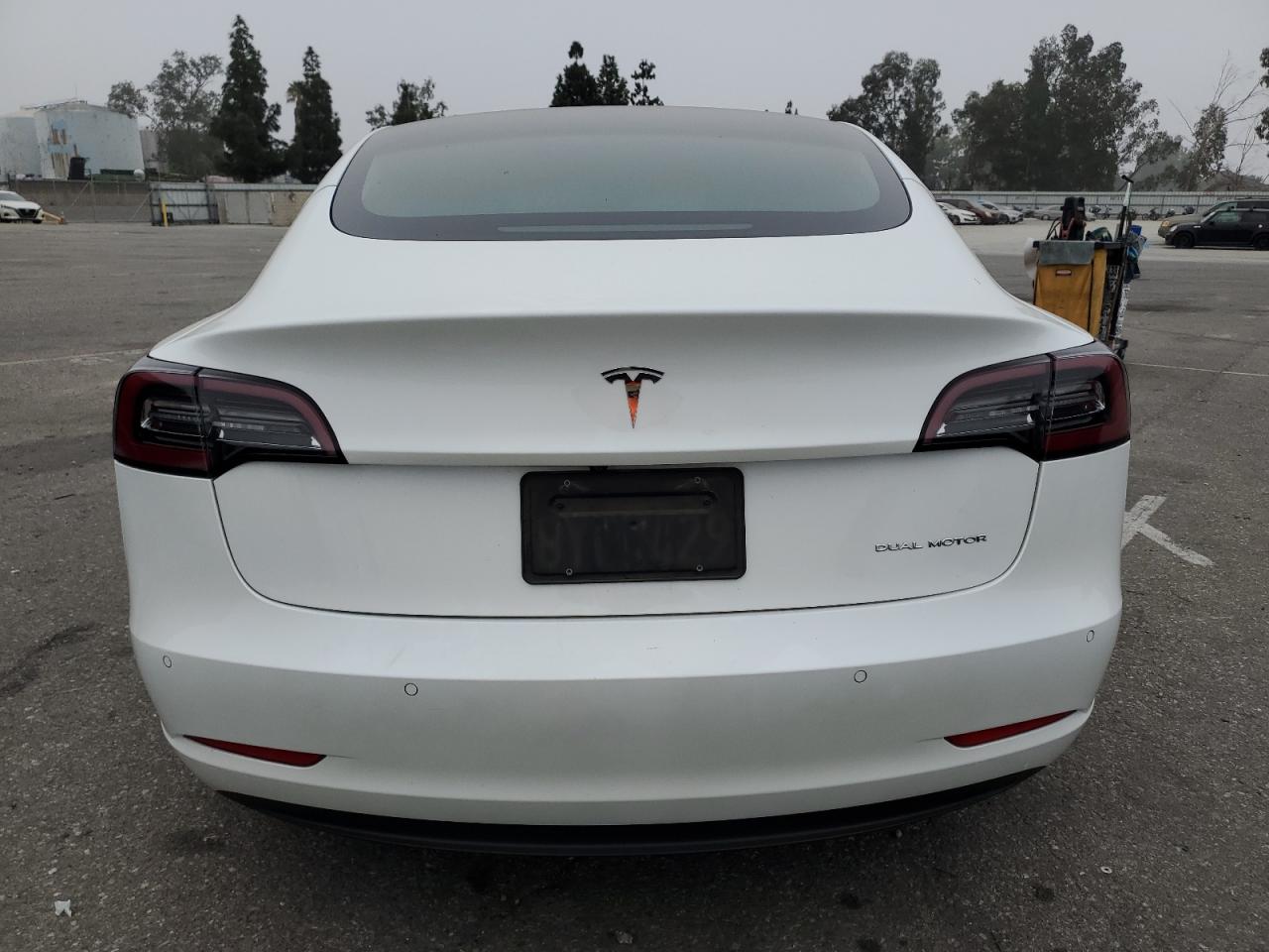 2021 Tesla Model 3 VIN: 5YJ3E1EB5MF073676 Lot: 76273694