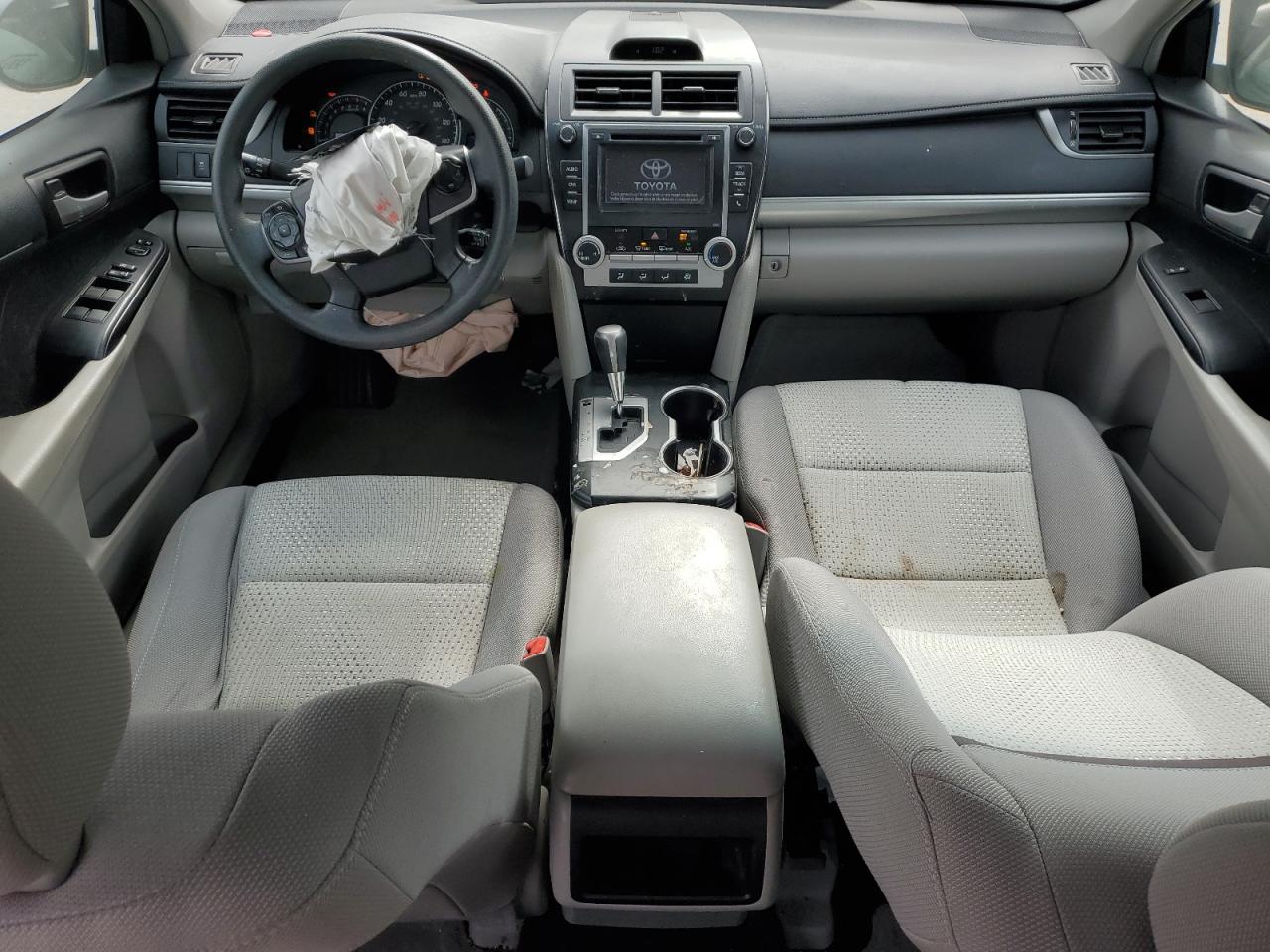 2014 Toyota Camry - Image 8