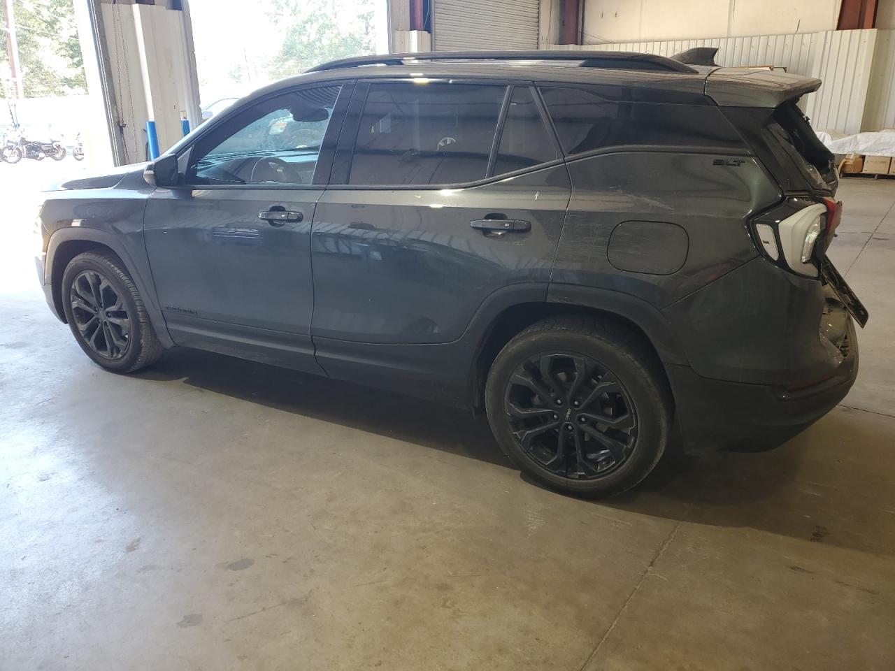 2021 GMC Terrain - Image 2