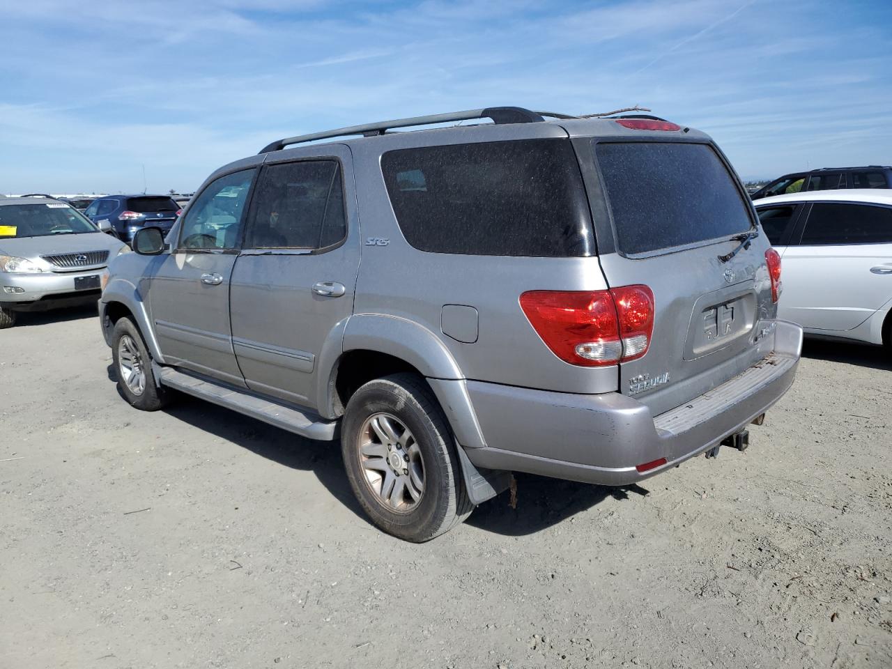 2005 Toyota Sequoia - Image 2