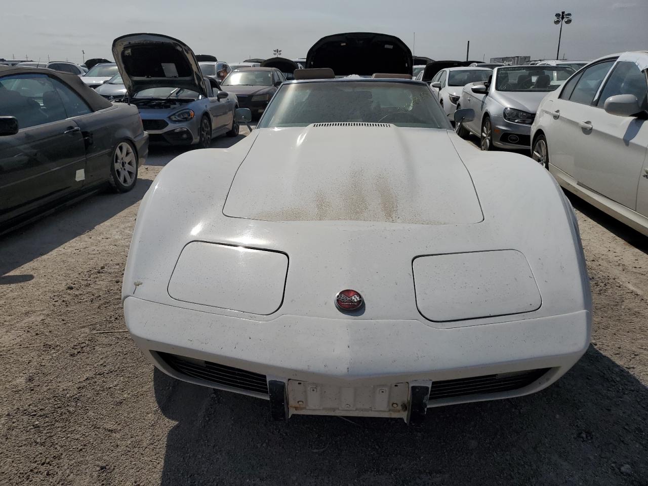 1975 Chevrolet Stingray VIN: 1Z37J5S415144 Lot: 75243094