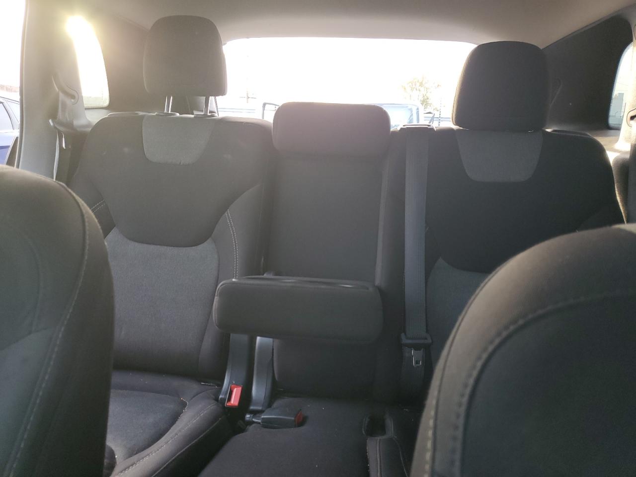 2018 Jeep Grand Cherokee - Image 10
