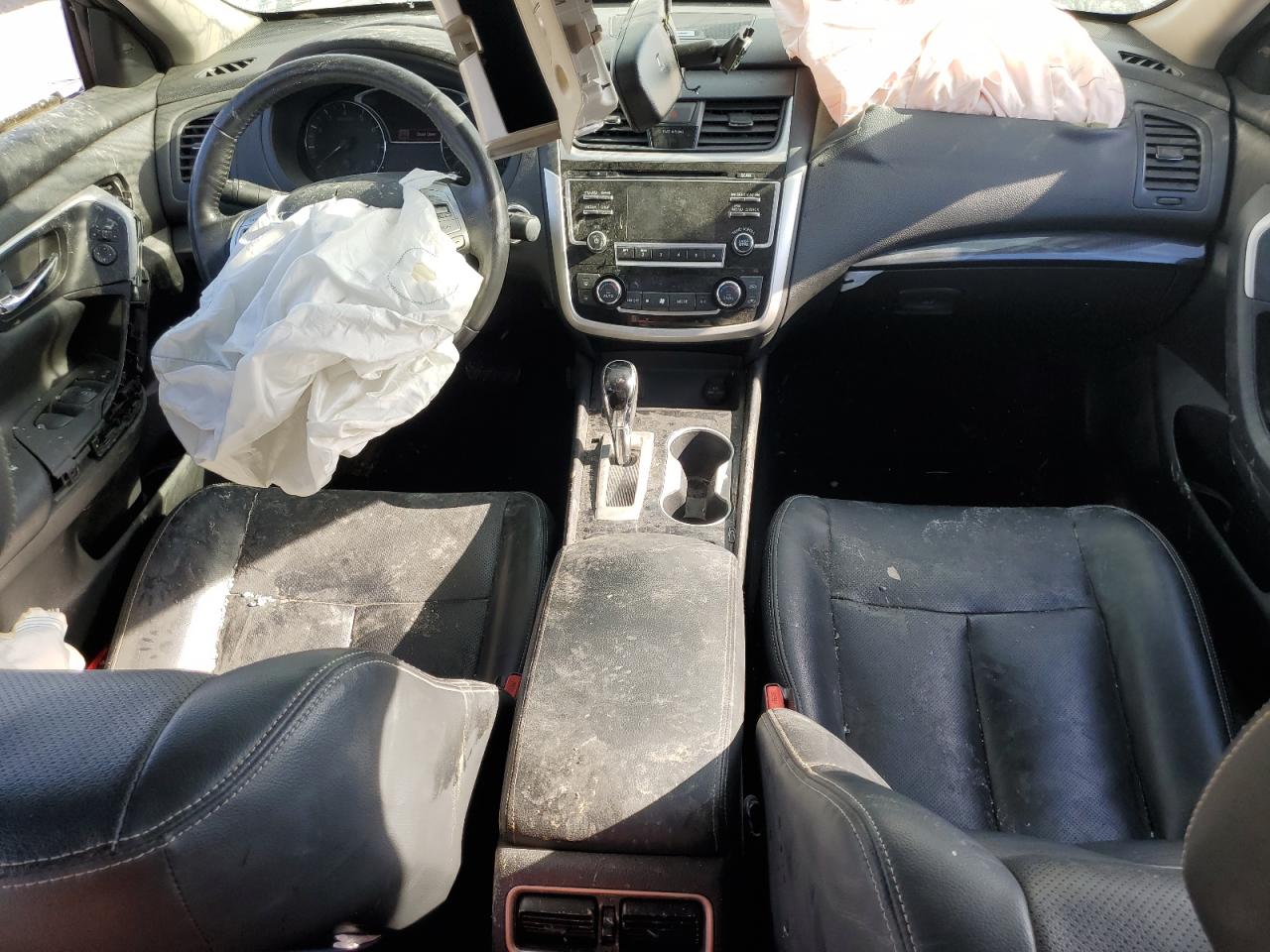 2018 Nissan Altima - Image 8