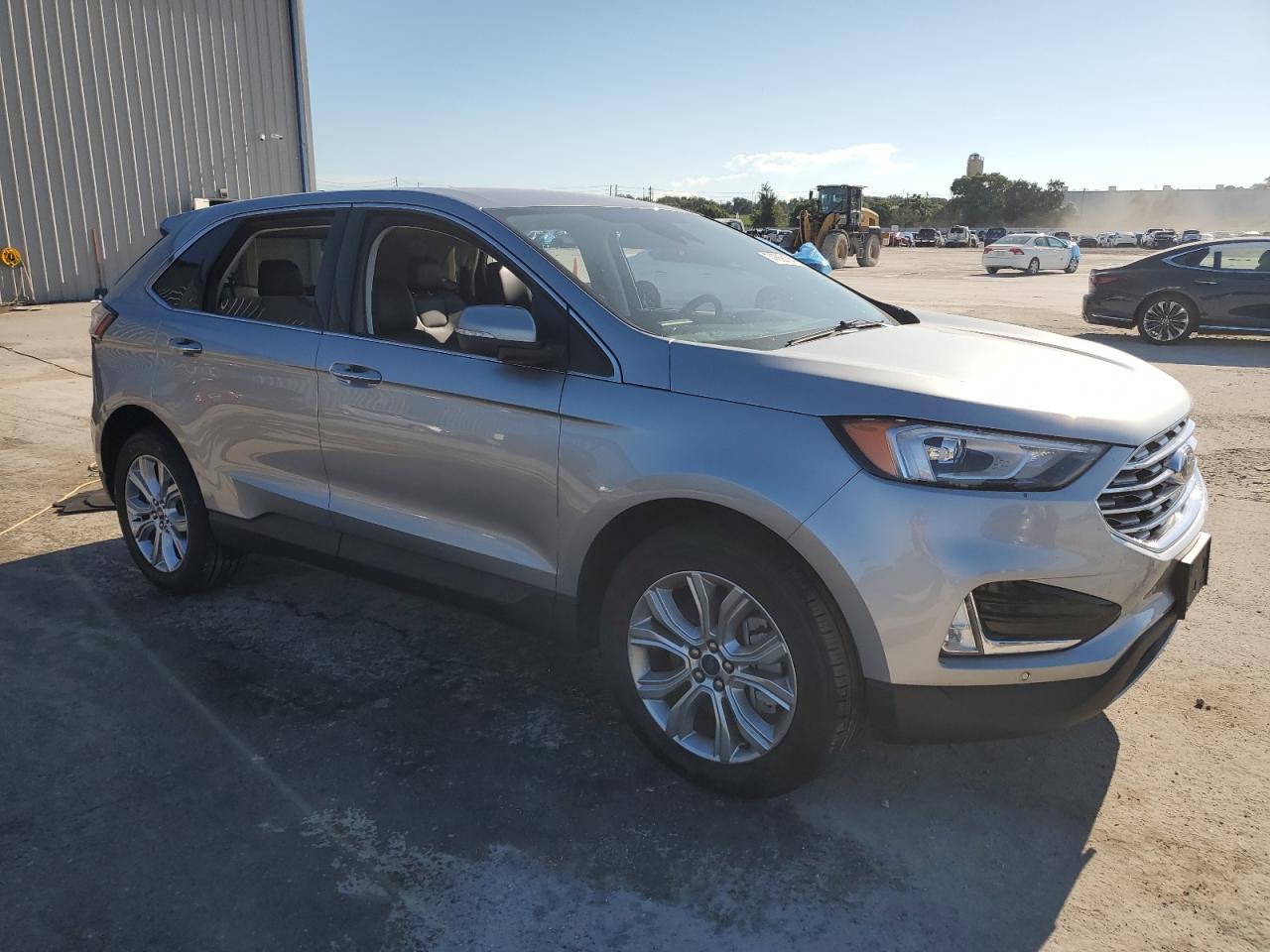 2022 Ford Edge - Image 4