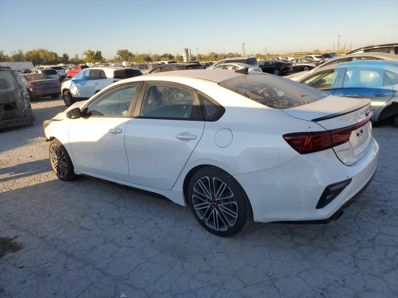2021 Kia Forte - Image 2
