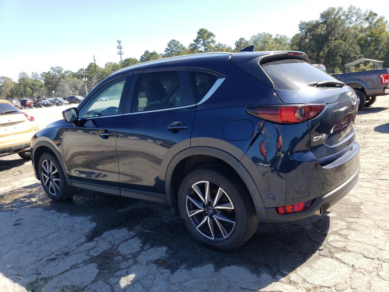 2018 Mazda CX-5 - Image 2
