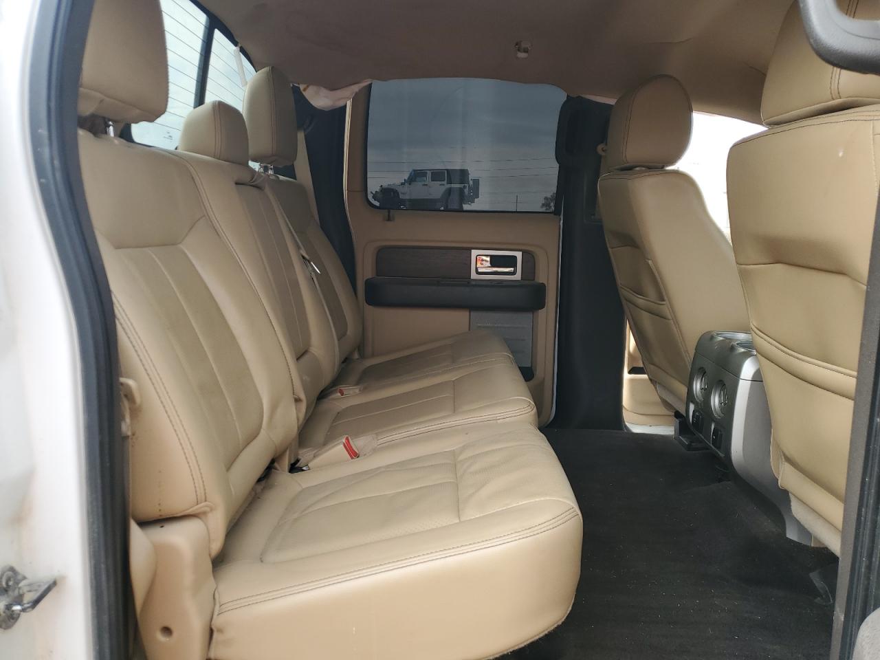 2013 Ford F-150 - Image 11