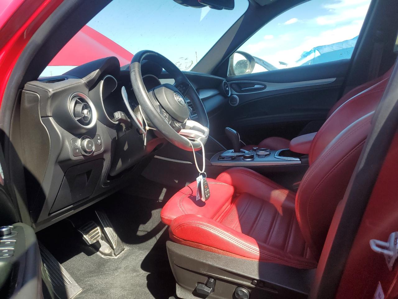 2022 Alfa Romeo Stelvio Ti VIN: ZASPAKBN6N7D25628 Lot: 74698514