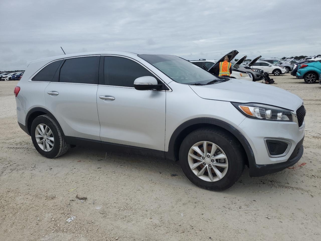 2017 Kia Sorento - Image 4