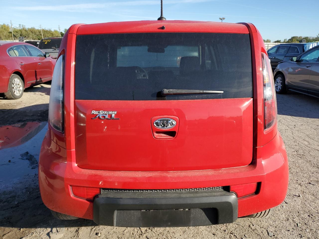 2010 Kia Soul + VIN: KNDJT2A24A7106368 Lot: 72785874